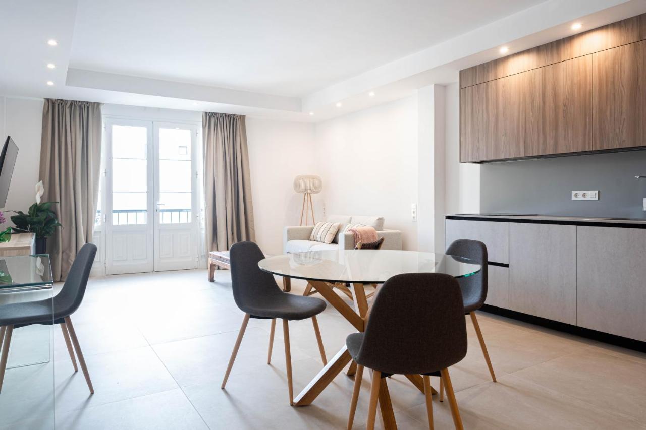 Rooms & Suites Loft 2F Deluxe Edition Arrecife Esterno foto